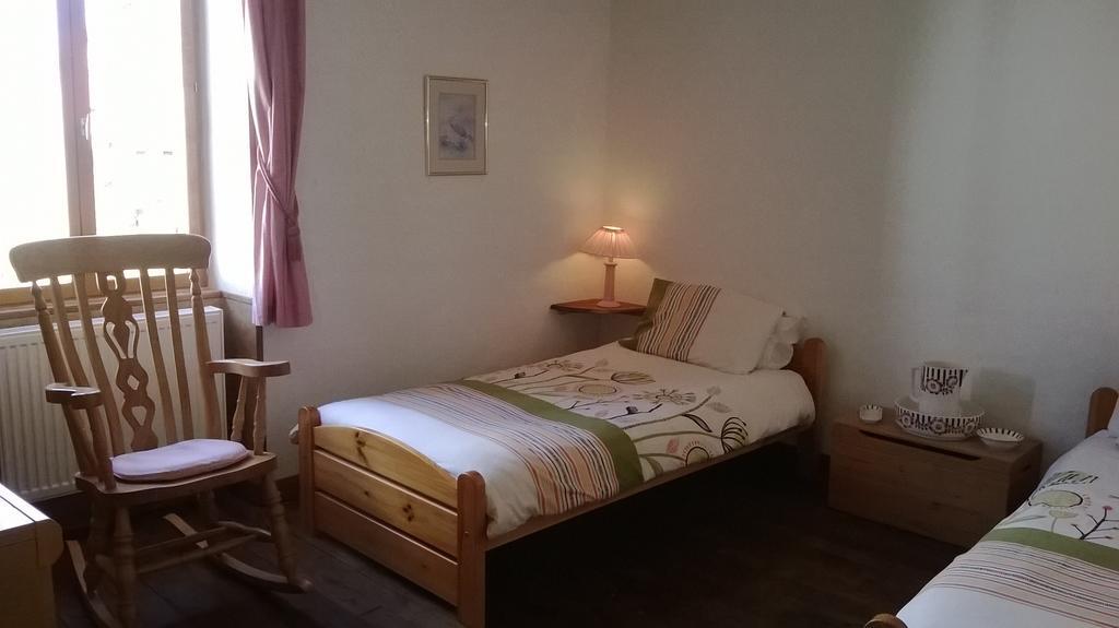 La Chataigne Doree Saint-Pierre-de-Fursac Room photo